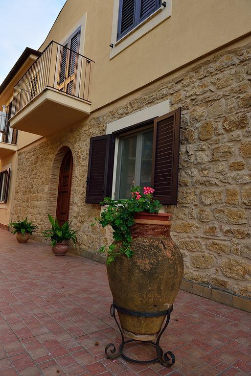 Il Triclinio B&B Piazza Armerina Exteriör bild